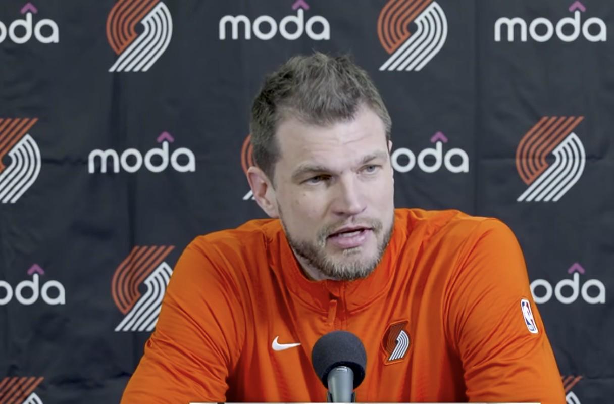 斯普利特：连续的开局低迷问题急需解决；今天的防守做得不错